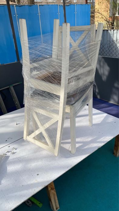 Продам стулья 4 шт / дерево