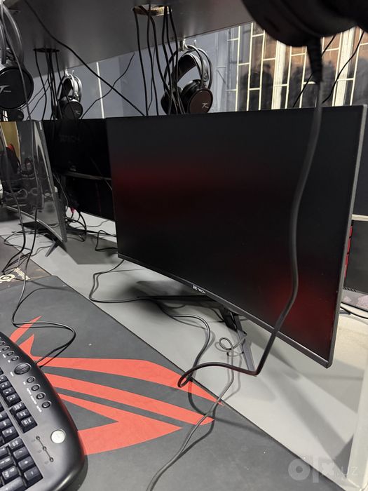 Monitor xTech 27 curved full hd 100hz 10 komplekt stol stul kamp sotad