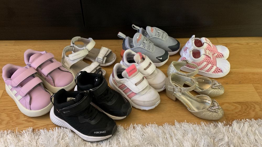 Lot 7 perechi adidasi copii ( marimi 23-25 )