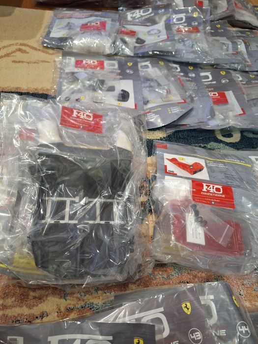 Ferrari F40 LM 1/8 Fizi