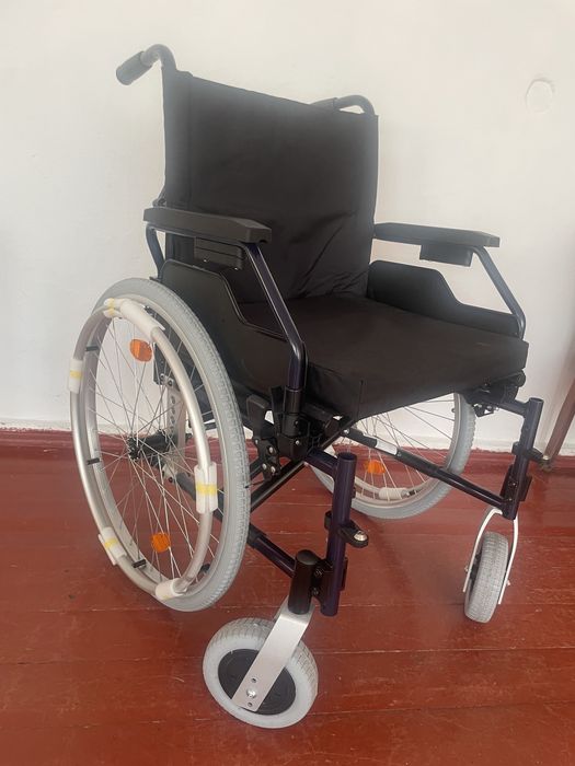 Инвалидная коляска