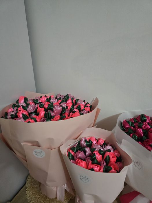 Buchet satin 3 lei firul