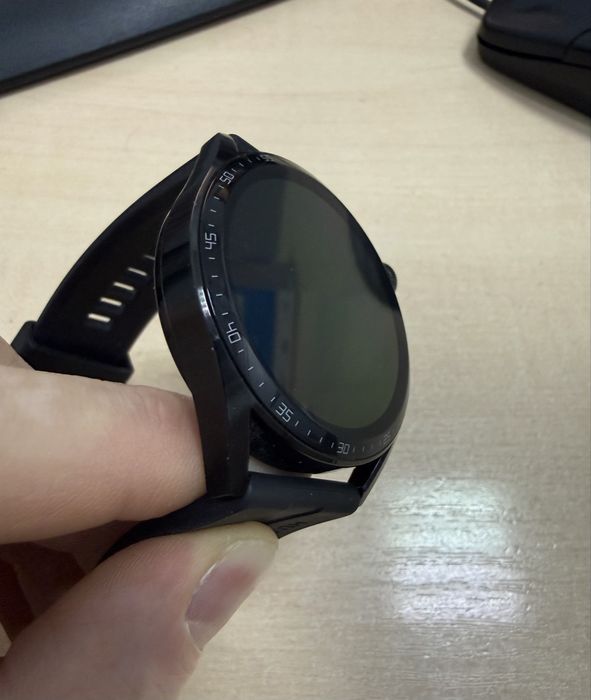 Продам часы HUAWEI WATCH GT 3