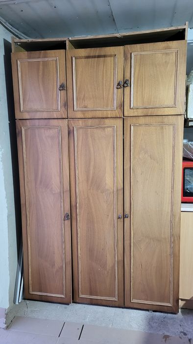 Отдам даром шкаф