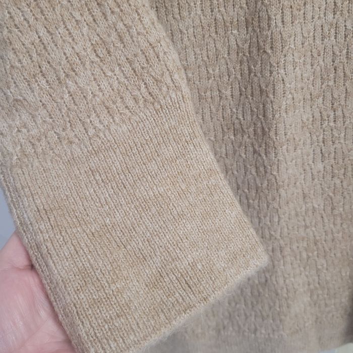 Rochita tricotata Only