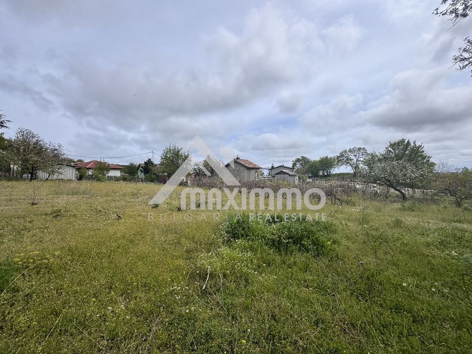 Парцел в Варна, област-м-т Манастирски рид площ 1360 цена 105900