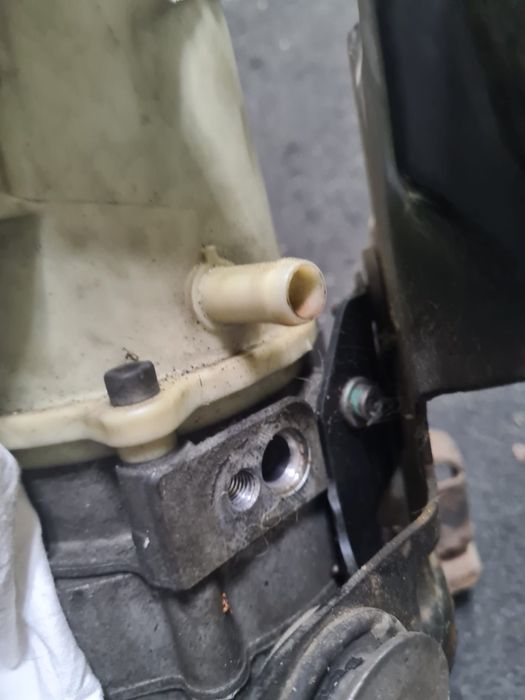 Pompa servodirectie Renault