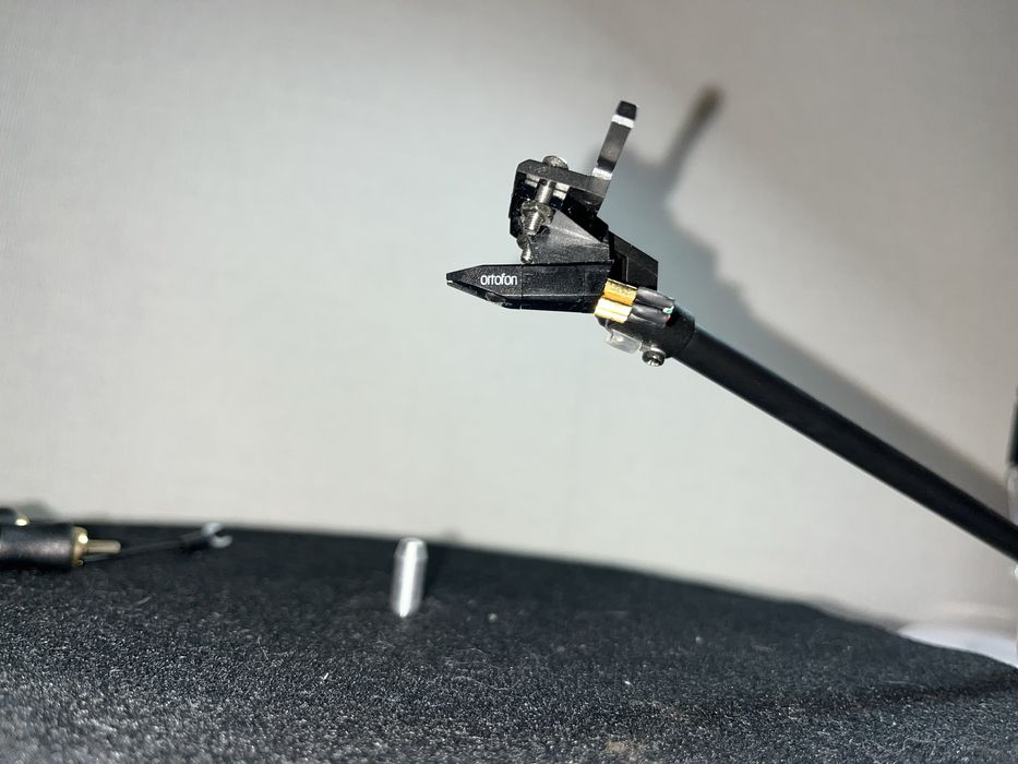 Виниловый проигрыватель Pro-Ject