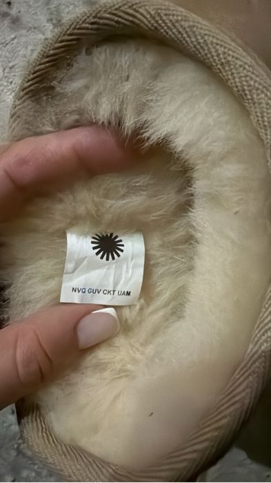 Продам женские угги