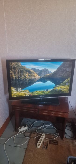 Телевизор Samsung