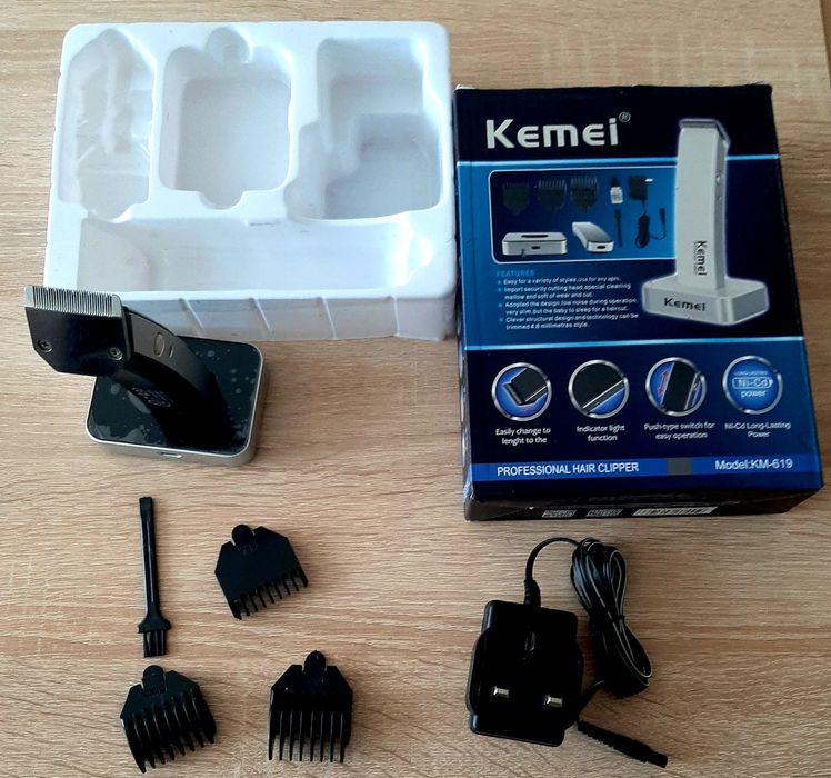 Професионална,безжична машинка за постригване KEMEI  KM619Коментар