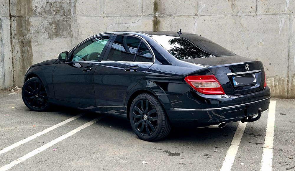 MERCEDES-BENZ C-Class 2009 — imagine 4