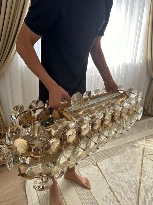Срочно продам люстры 8шт!