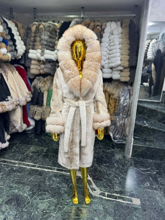 Haină de blană naturală