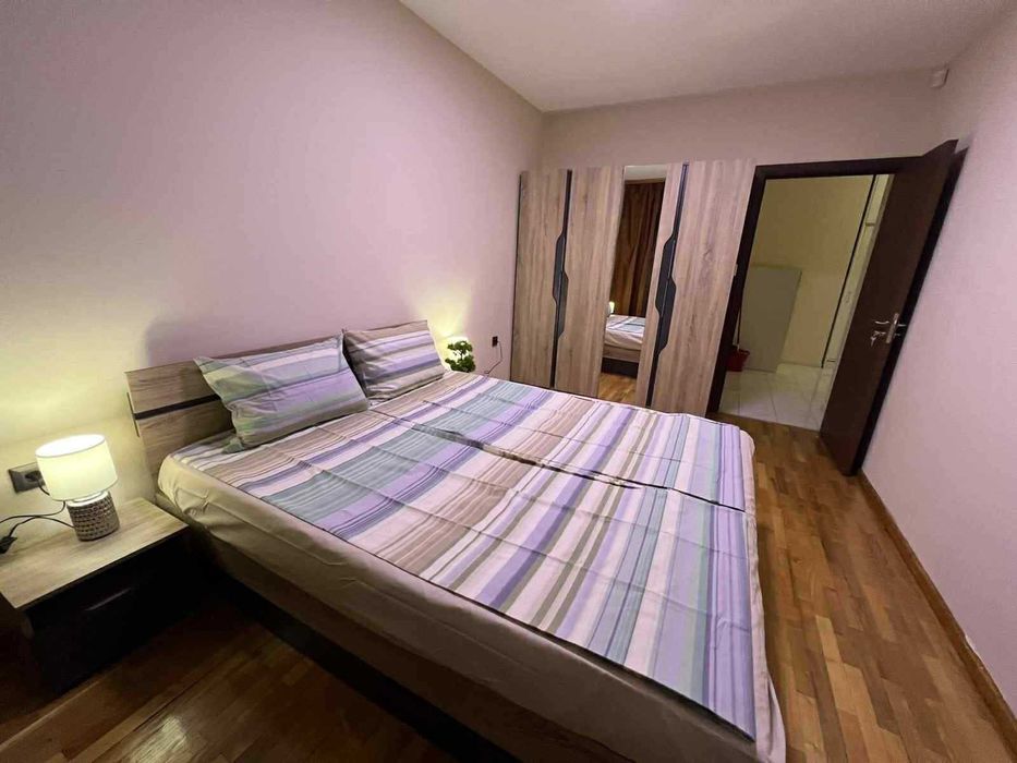 Дава се под наем Тристаен апартамент в София, Хиподрума - 125 кв.м за 1097.01 € - Снимка #1
