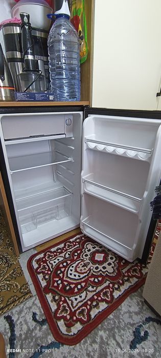 Продам мини холодильник в идеальном состоянии.