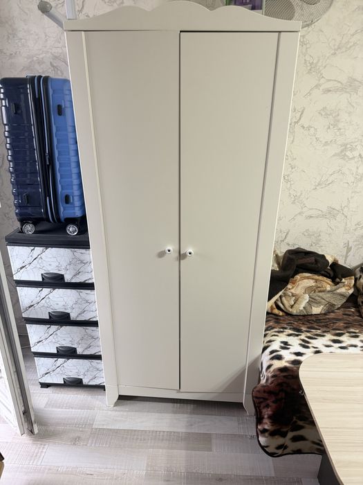 Детско легло с гардероб