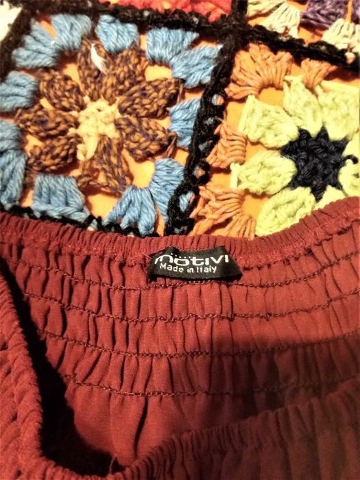 Bluza grena, voal, Motivi, cu maneca 3/4