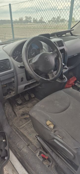 Пежо експерт 1.6hdi 90hp 2010г