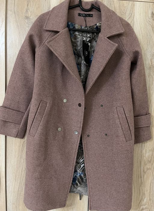 Пальто зимний ..