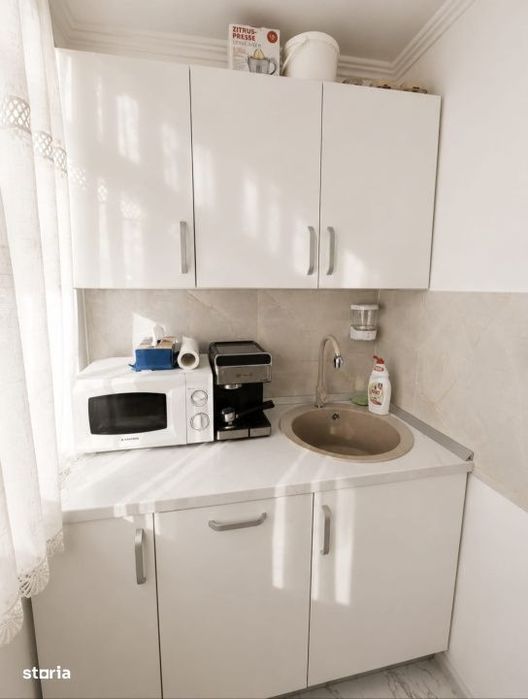 Apartament 2 camere, etaj 2, zona ultracentrala, Siret