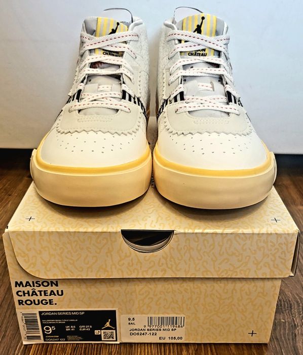 Nike Air Jordan Maison Chateau Rouge-EU43 Brasov • OLX.ro