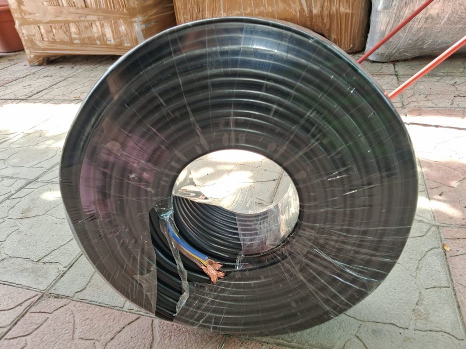 Cablu 3 x 4 100 metri