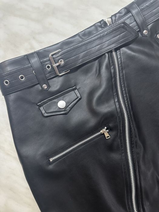 Дамска кожена пола