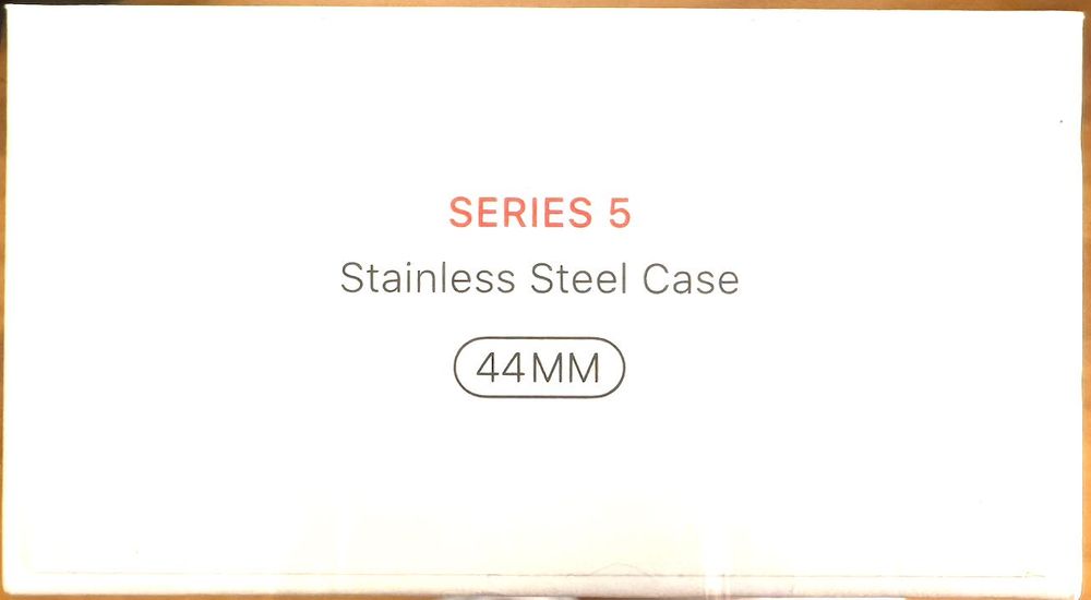 Apple Watch series 5 - LTE + GPS - 44mm. WR 50m.