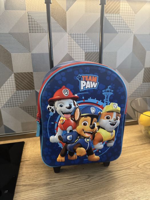 Детска раничка с колелца Пес Патрул