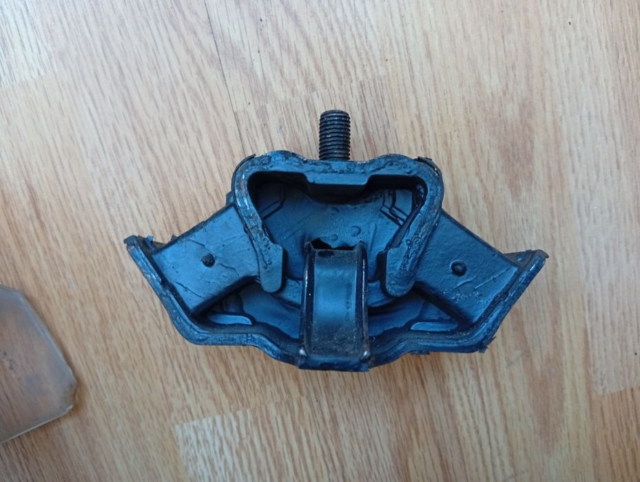 Подушка Мерседес 124,201