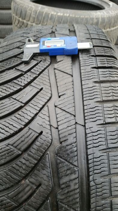 4 anvelope 235 45r19 michelin alpin PA4