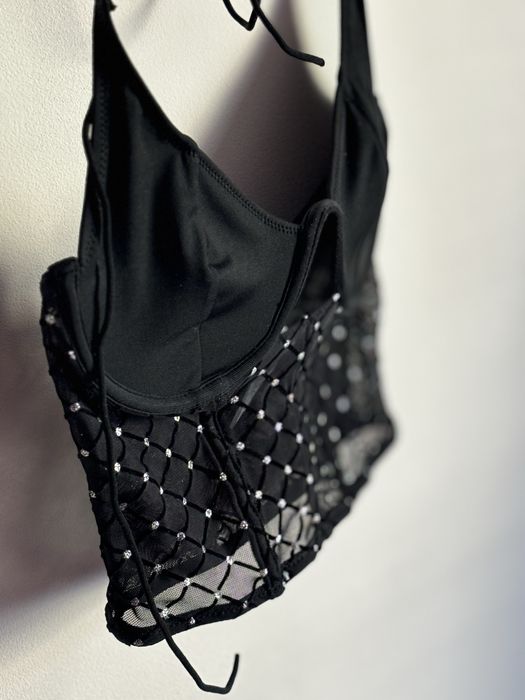 Бюстие Топ с ръкави и камъни