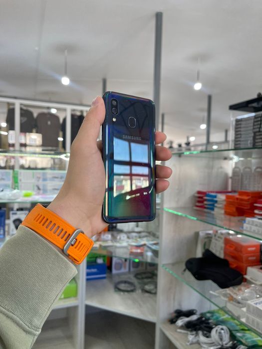Samsung A40 30 мың