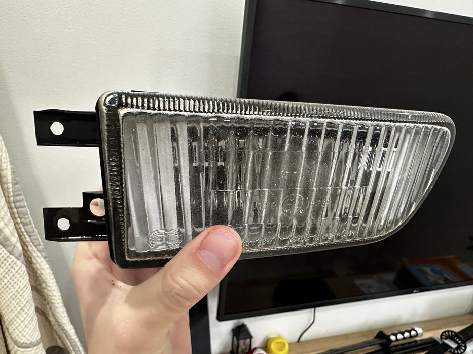 ПТФ противотуманки ауди 100 С4