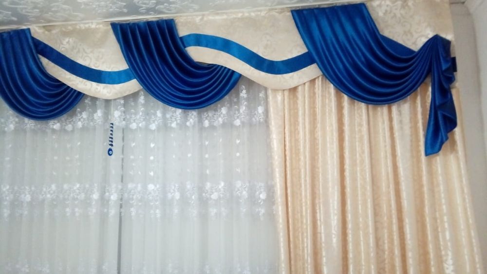 Продам шторы с ламбрикеном