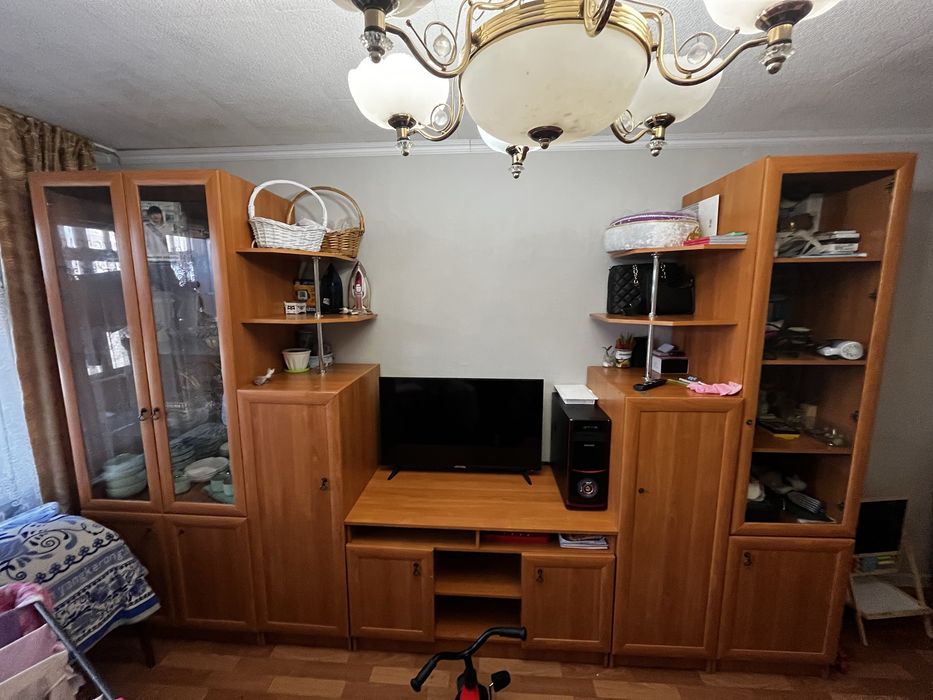 Продается стенка для зала