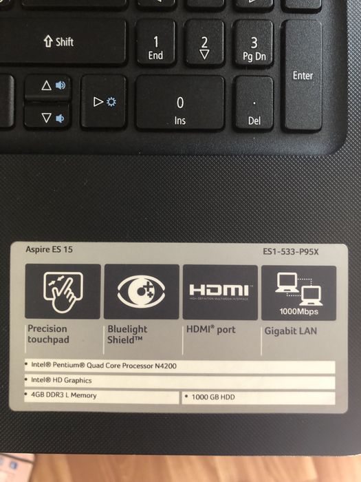 Ноутбук Acer  Aspire es-15 Срочно!
