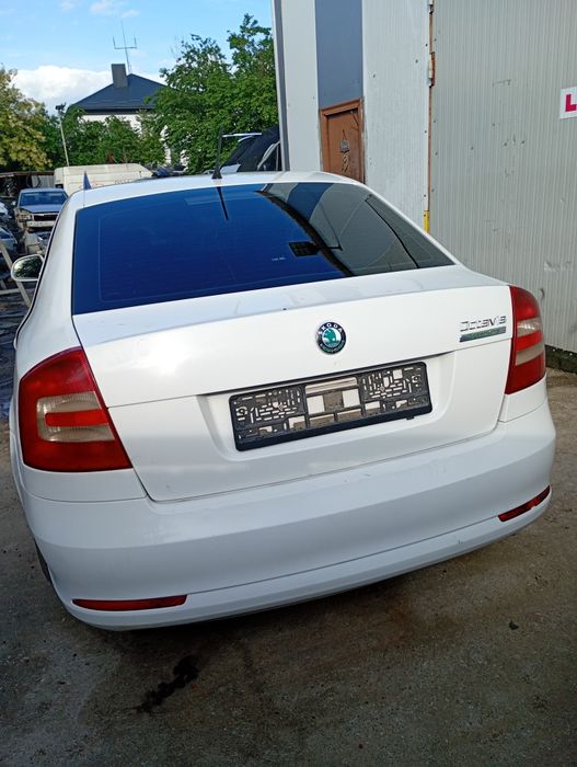 Dezmembrez Skoda Octavia 2