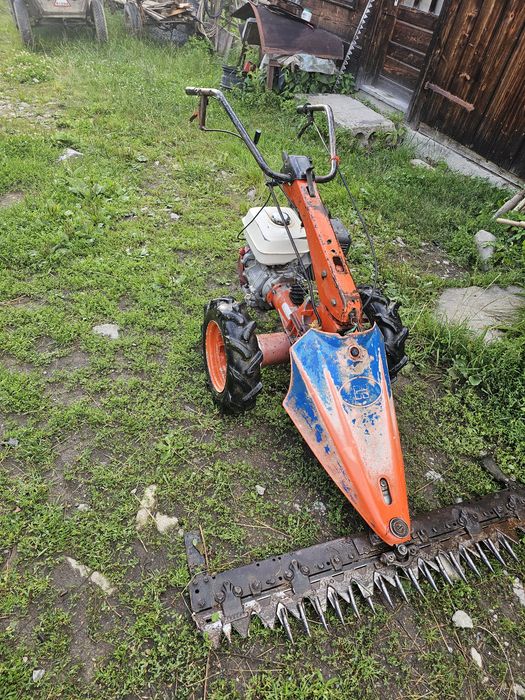 Vand cositoare de 9 cai