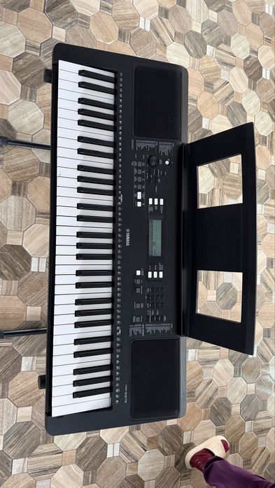 Vand orga YAMAHA PSR-E373