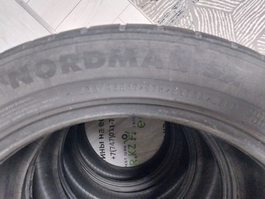 Шины 235/45/R17, летние