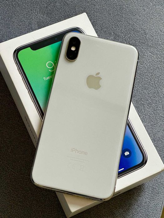 IPHONE X (silver 64ГБ)