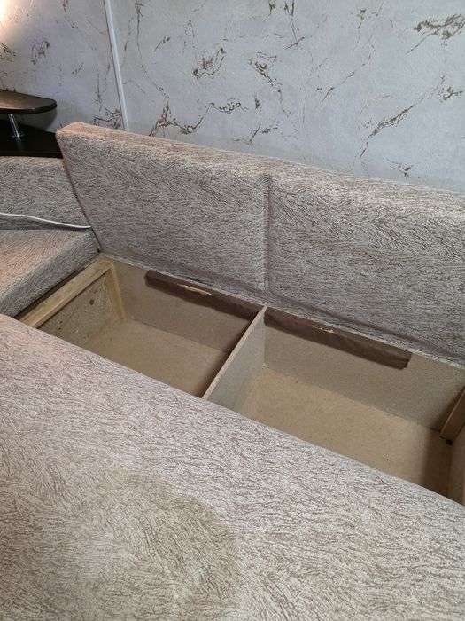 Срочно продам диван б/у