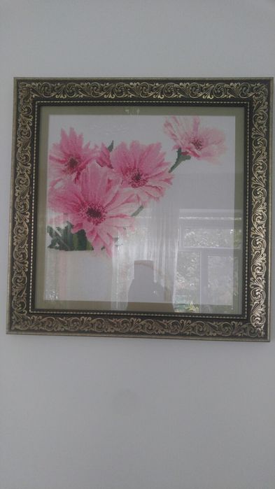 Картины- вышивка, гобелен, в красивых рамах, под стеклом, серия-4 шт.