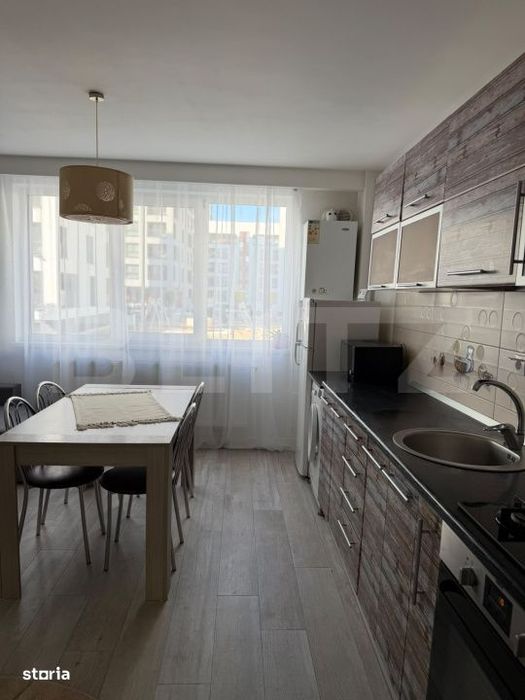 Apartament 3 camere, 52 mp, zona Vivo