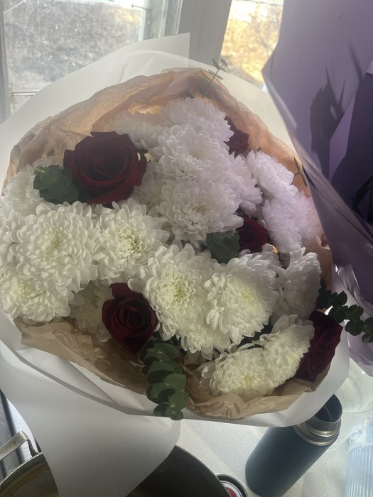 гүлдер сатылады,