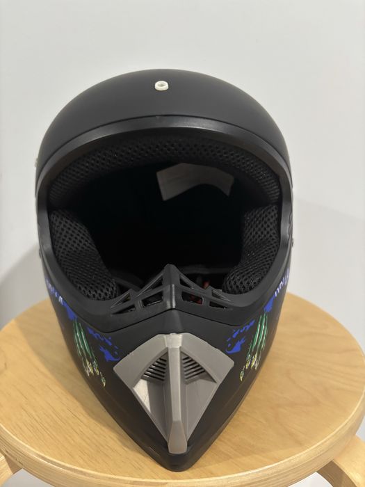 Продам мото шлем.Новый размер М