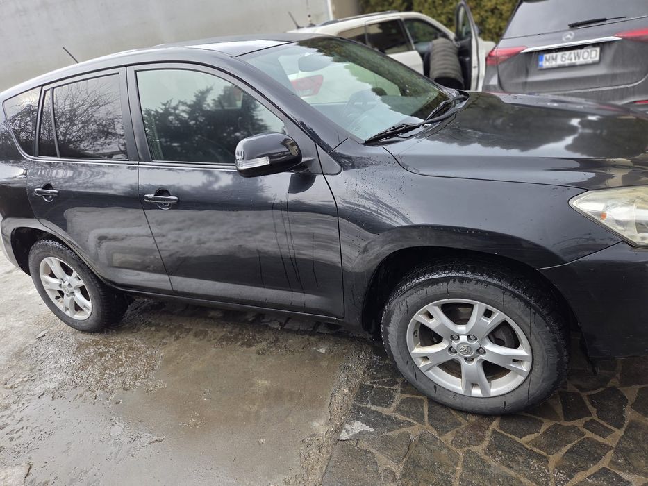 Toyota rav 4 2010