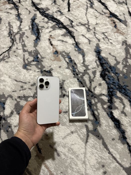 iPhone 16 pro max white titanium oq 2ta imei otgan